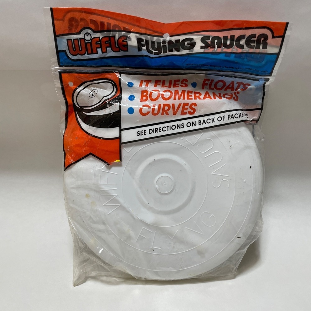 Wiffle Flying Saucer Vintage White New in Package Soars Flys Floats Boomerangs